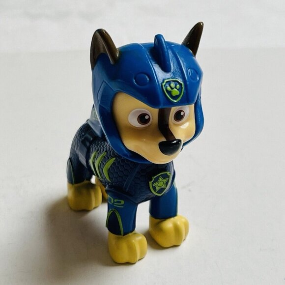 Spin Master PAW Patrol Sea Patrol Rescue Chase Blue Police Dog Scuba Figure 2.5 - Picture 2 of 9